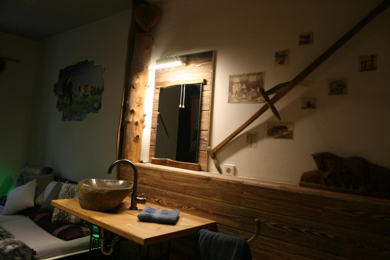 Krug'S Family Hostel Und Restaurant Вайлхайм ин Обербайерн Екстериор снимка